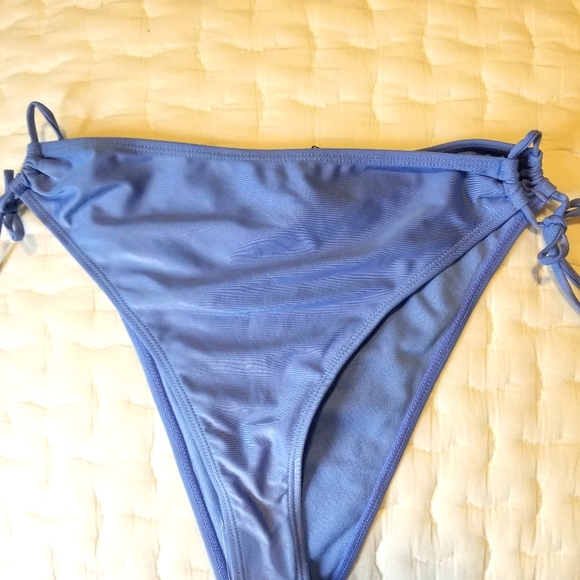 Pretty little things bottom - Picture 1 of 4
